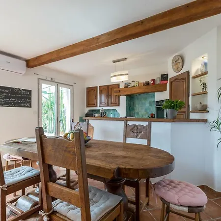 Dom wakacyjny La Maison Des *