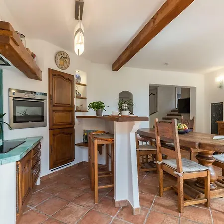 La Maison Des