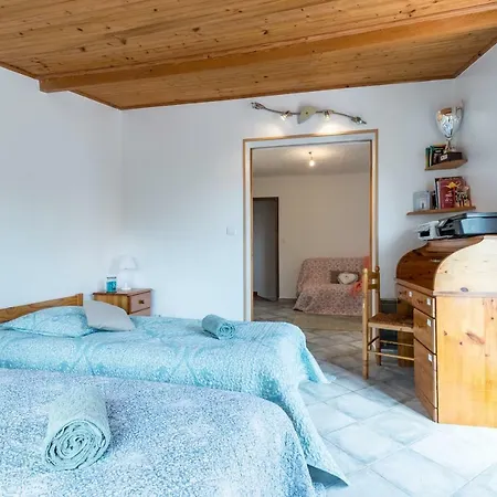 La Maison Des * マントン