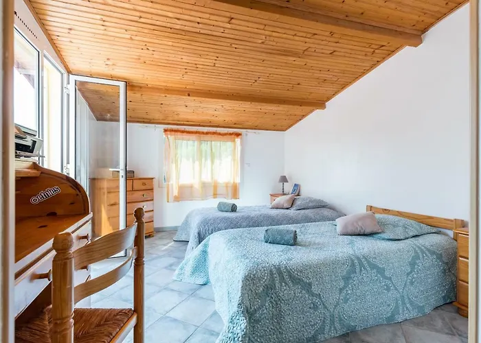 La Maison Des بيت للعطل